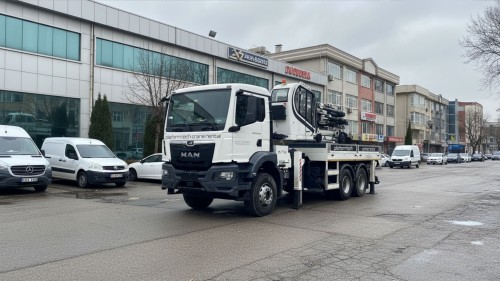 Yedpa Ticaret Merkezi Vinç Kiralama